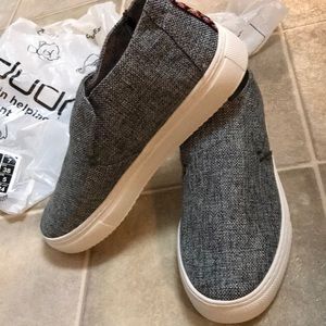 Peyton linen grey black Hey Dudes